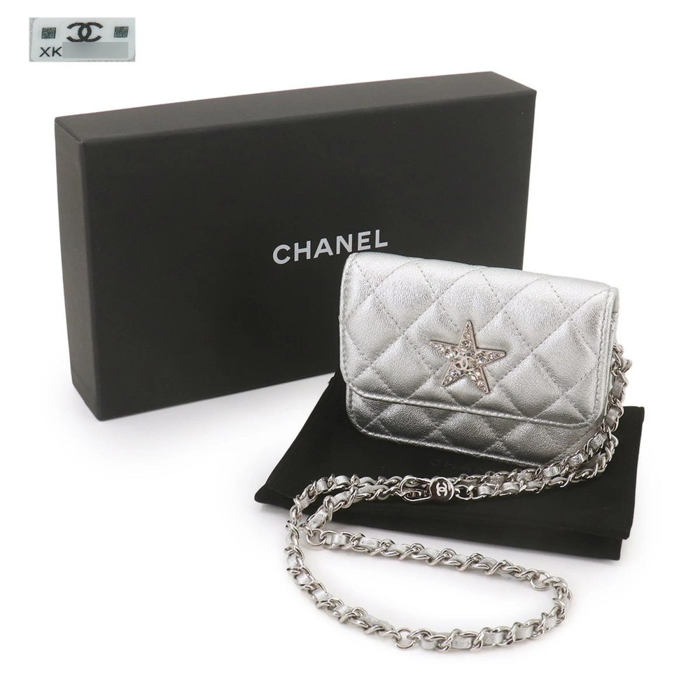 CHANEL Silver Leather Fanny Pack - Picture 2 of 9